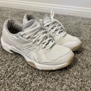 ASICS Women's White and Gray Athletic Shoes